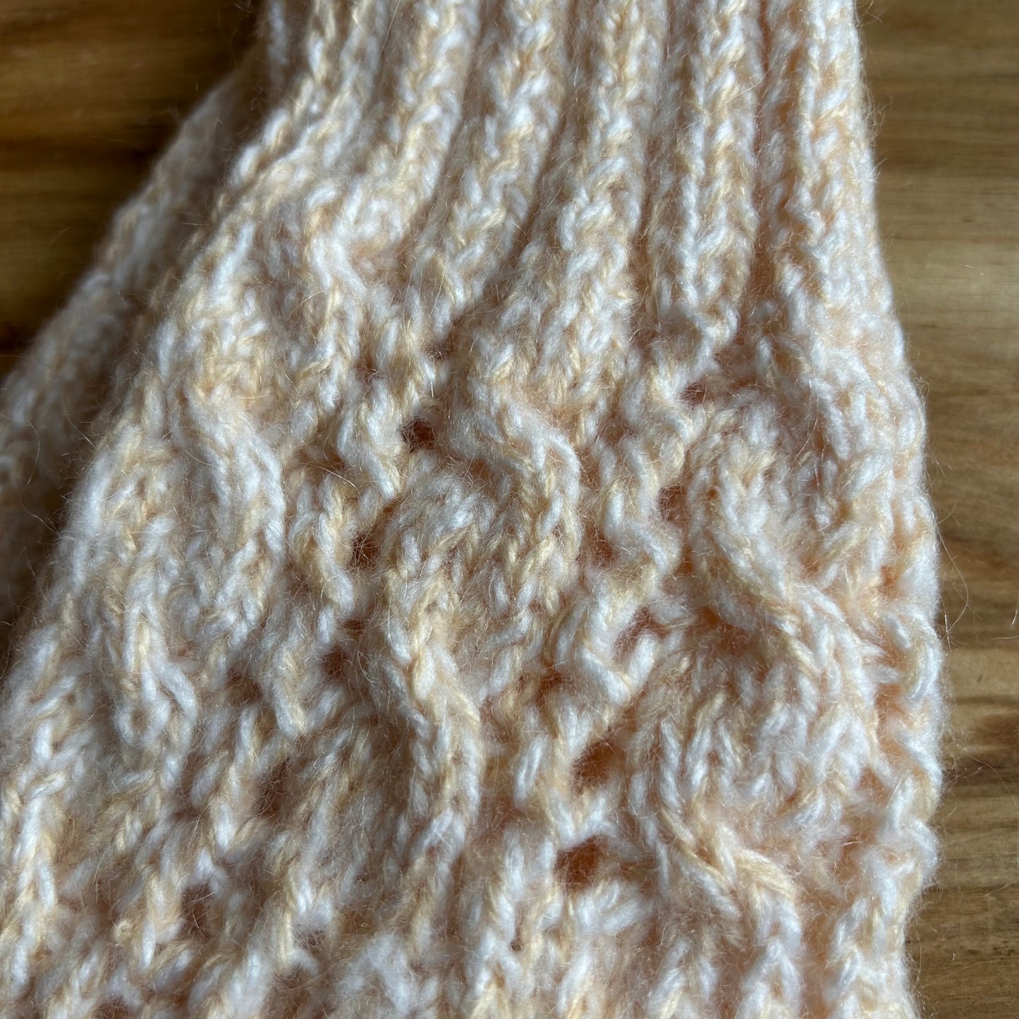 Gaiši dzeltenas siltās zeķes 37,5.-39,5. izm. (LARE 42)