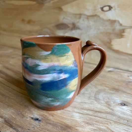 Brūna māla krūze ar glazūras rakstu  (MASP 126)