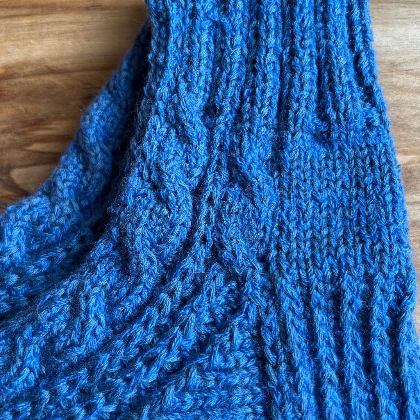 Zilas siltās zeķes 40,5.-42,5. izm. (LARE 37)