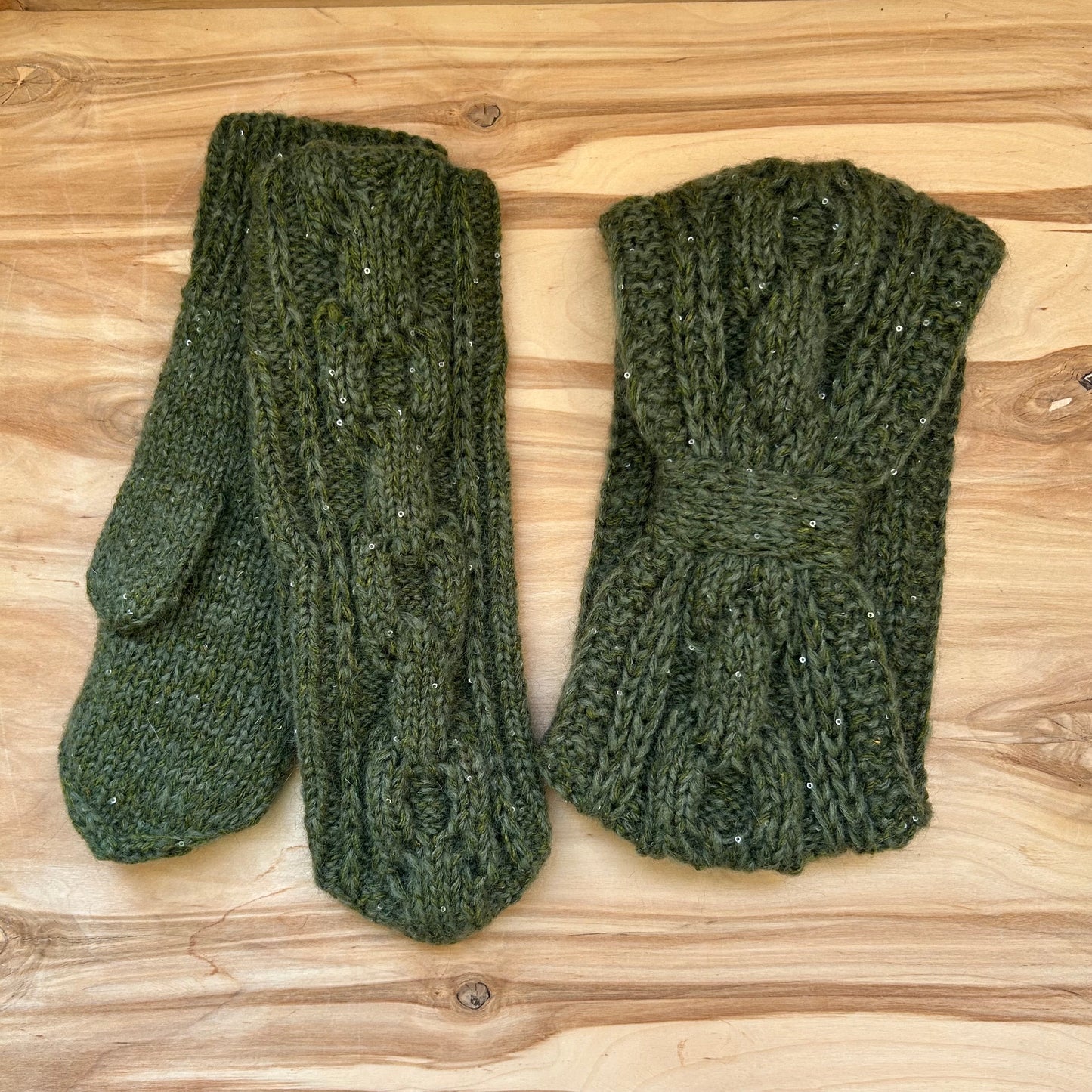 Tumši zaļi adīti dūraiņi (DZTO 98)