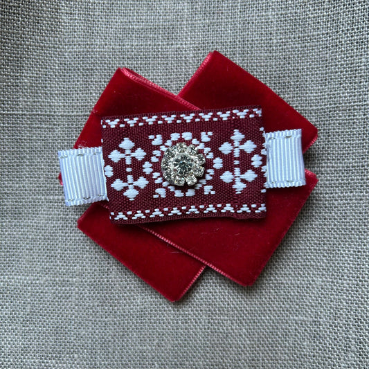 Latviska piespraude (AIPU 115)