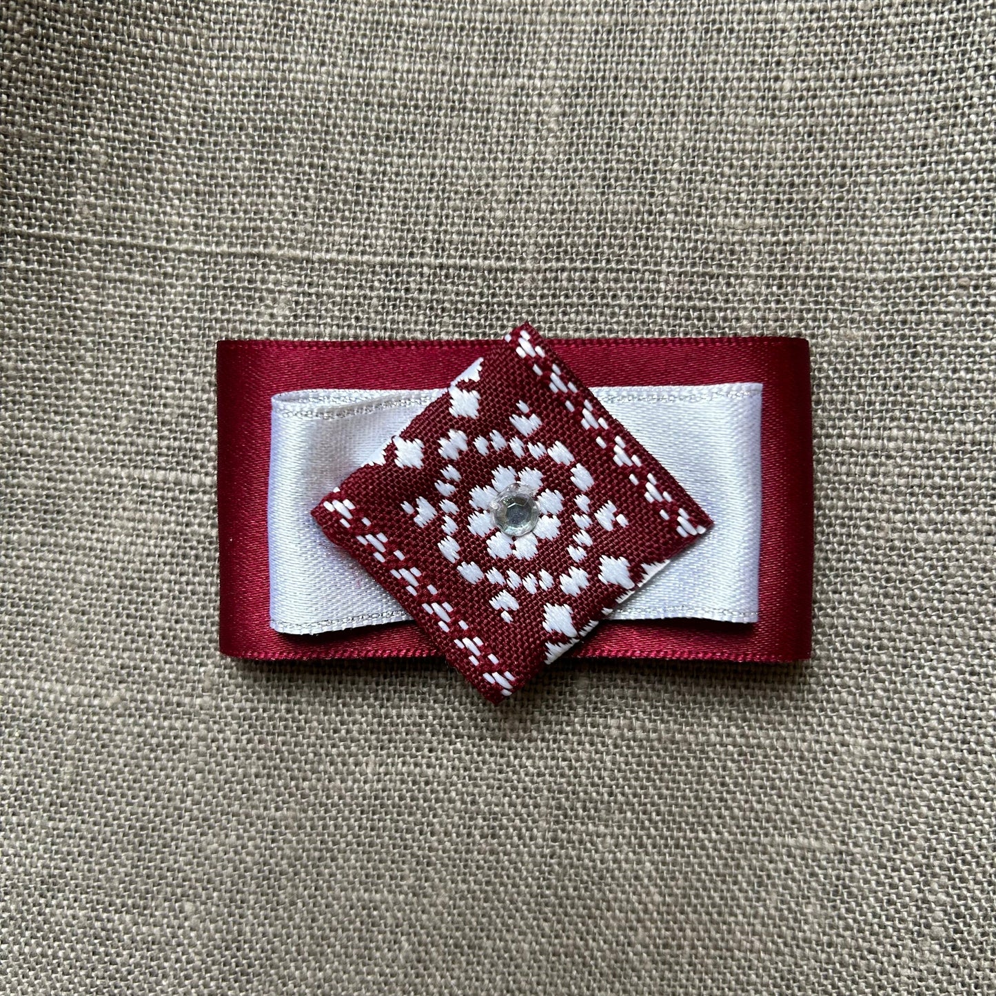 Latviska piespraude (AIPU 123)