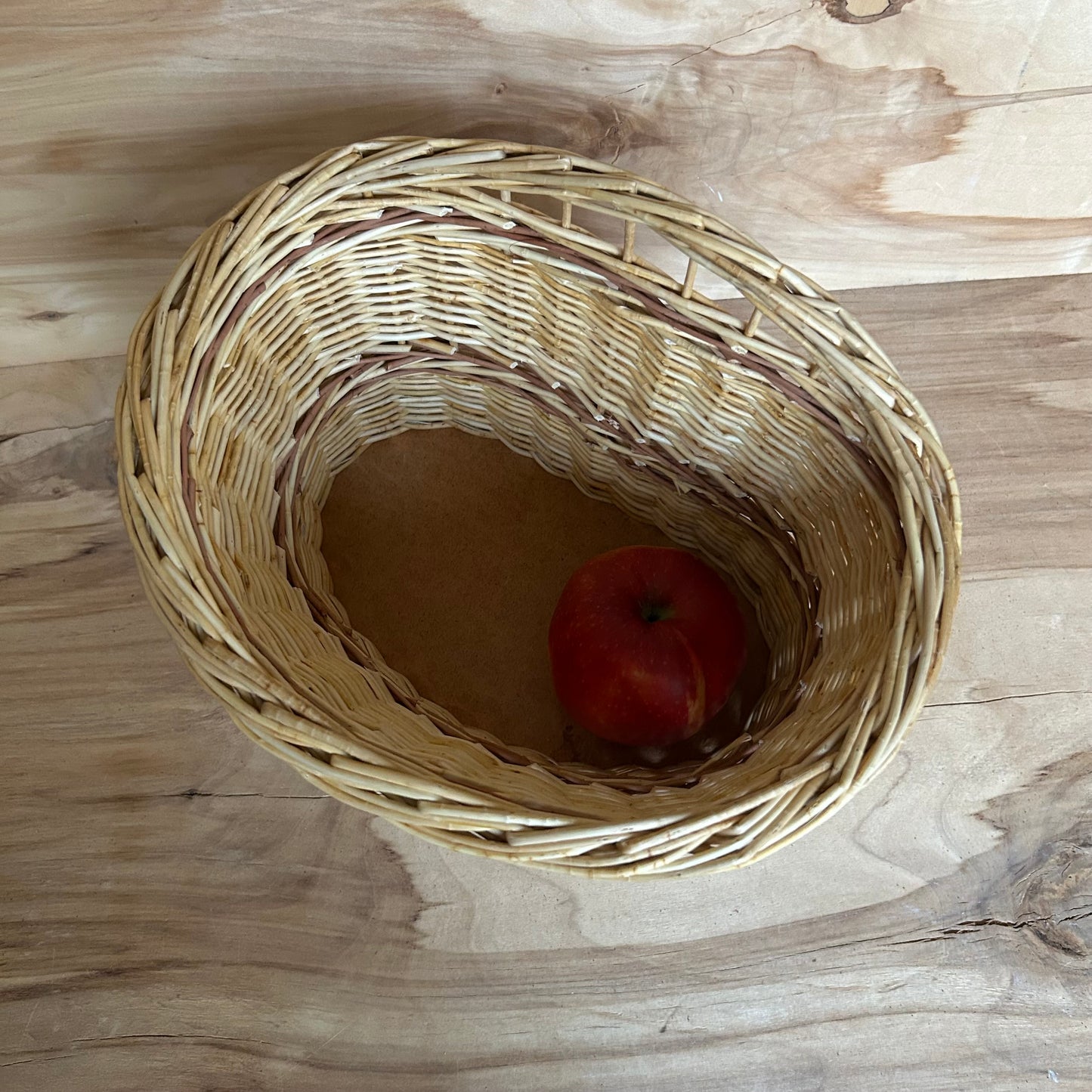 Mizotu klūgu grozs (SALA 193)