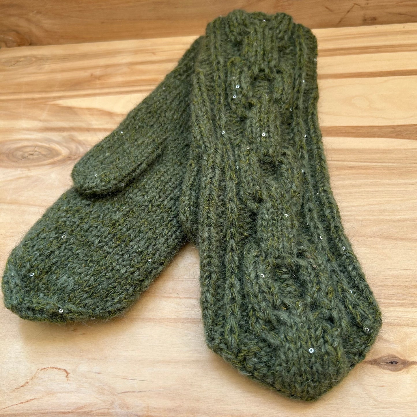 Tumši zaļi adīti dūraiņi (DZTO 98)