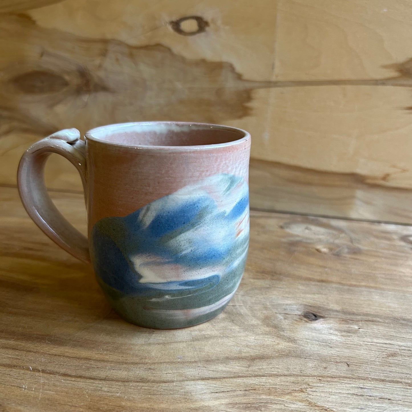 Māla krūze ar glazūras rakstu  (MASP 119)