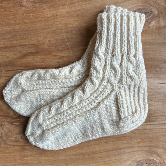 Baltas siltās zeķes 37,5.-39,5. izm. (LARE 38)