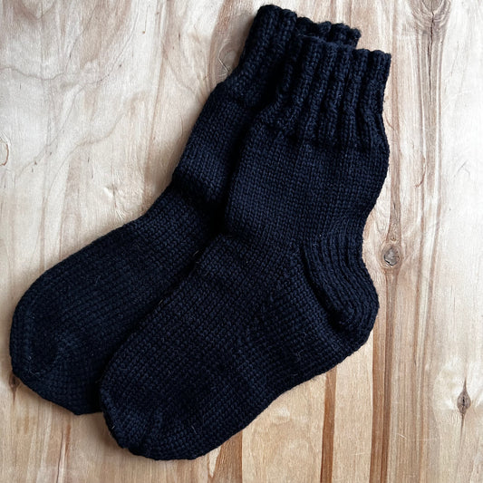 Melnas adītas vilnas zeķes 40.-42.izm. (VEPA 156)