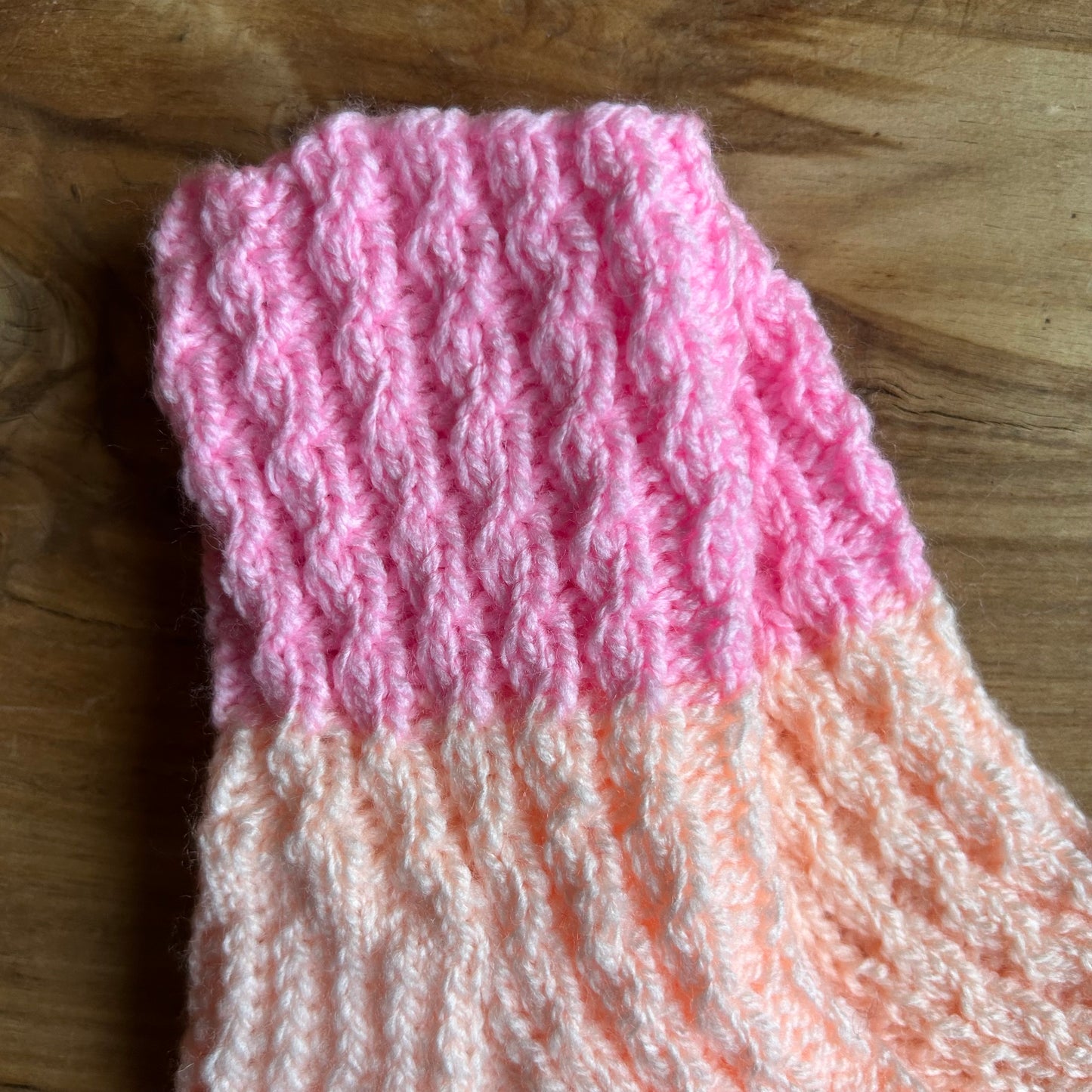 Vilnas zeķes bērniem 34.-36.izm. laškrāsas ar rozā valnīti (VEZI 66)