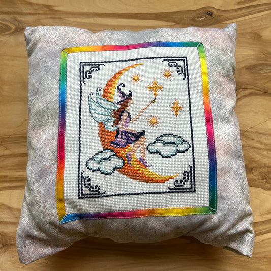 Miega spilvens "Feja uz mēness" (RECE 61)