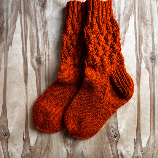 Oranžas adītas vilnas zeķes 39.-41.izm. (VEPA 158)