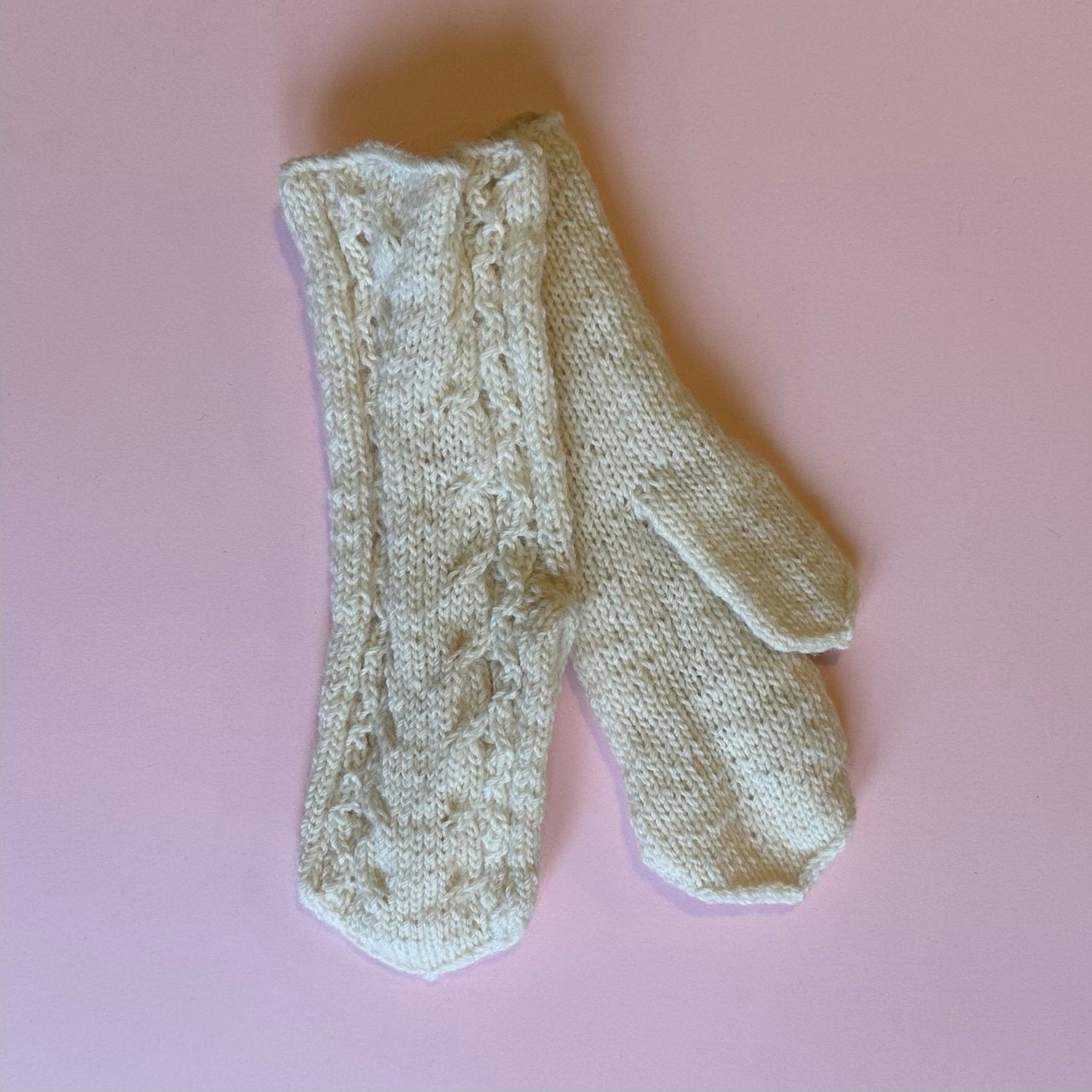 Bēšīgi vilnas dūraiņi (ALMA 159) - www.tiptip.lv 