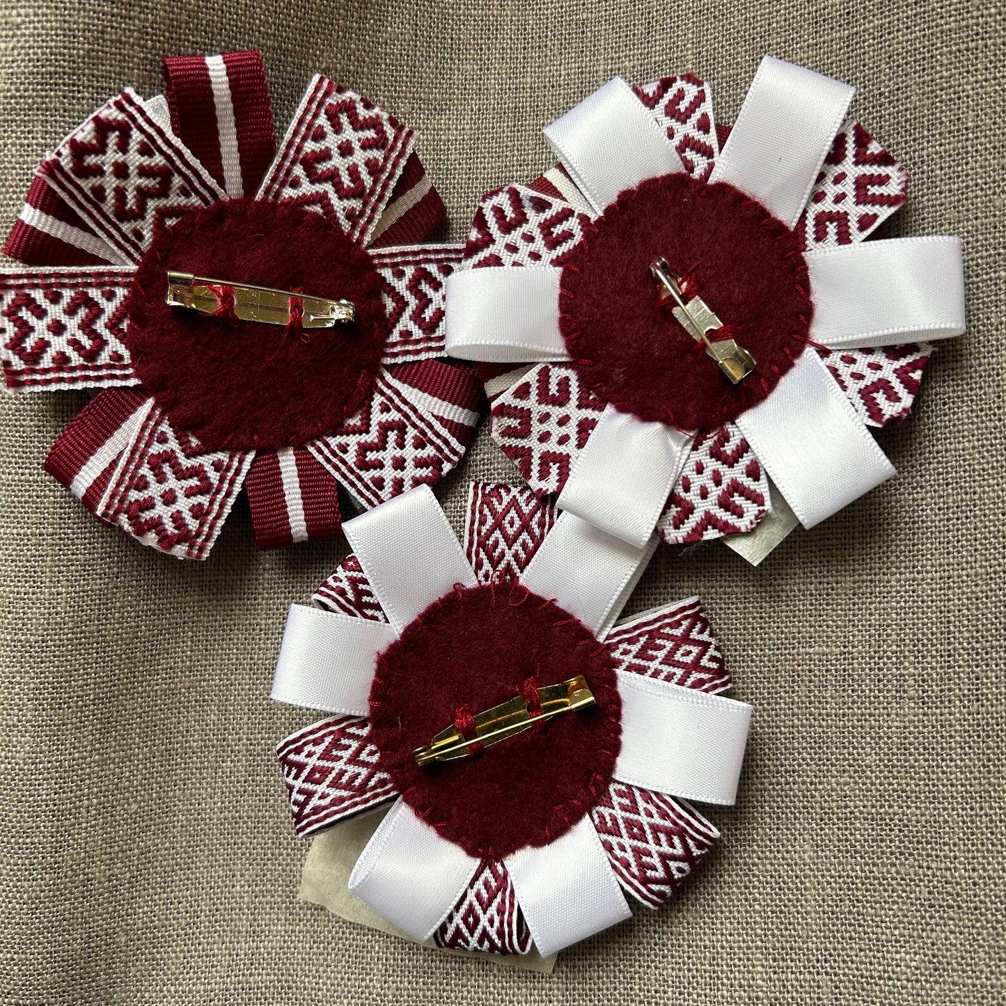 Latviska piespraude (ALMA 182)