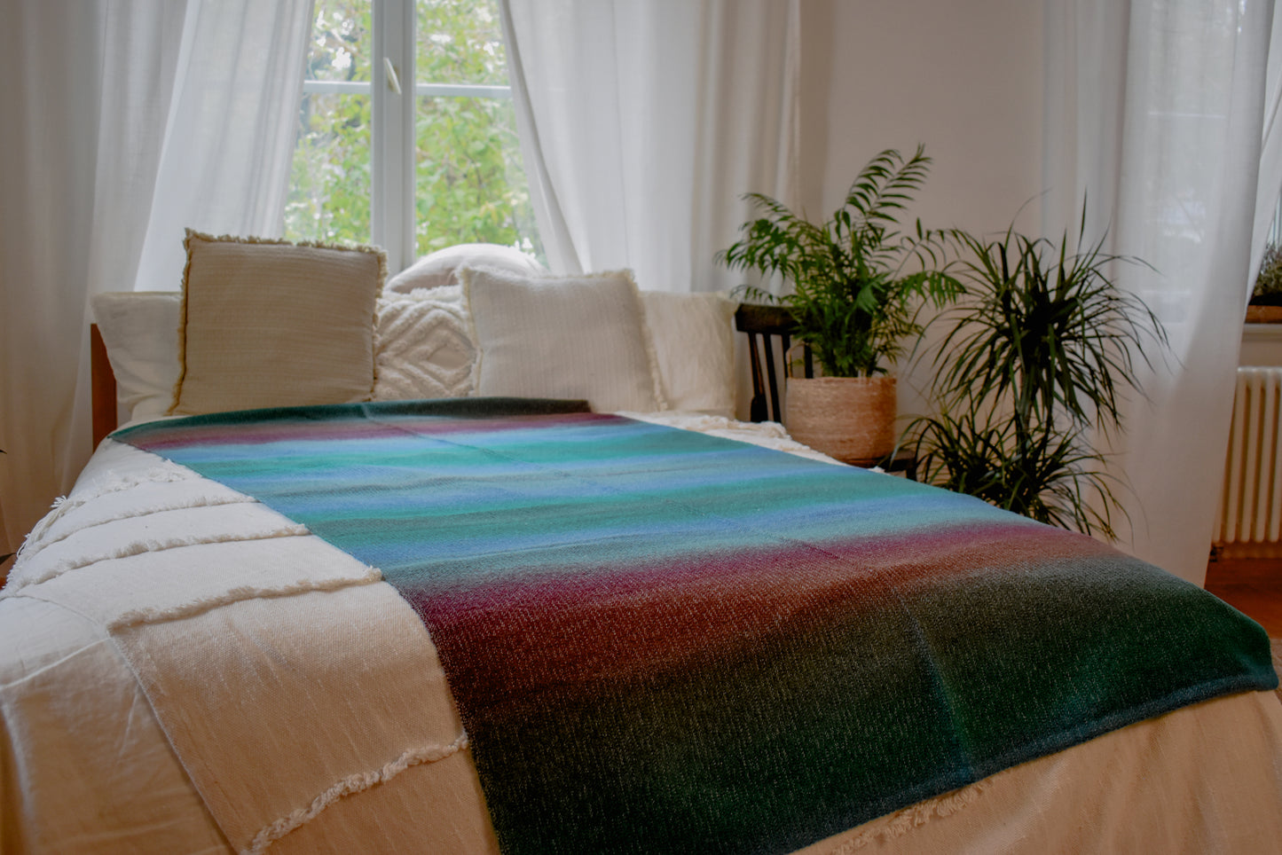 Hand-woven green-brown wool blanket / plaid (BATE 8)