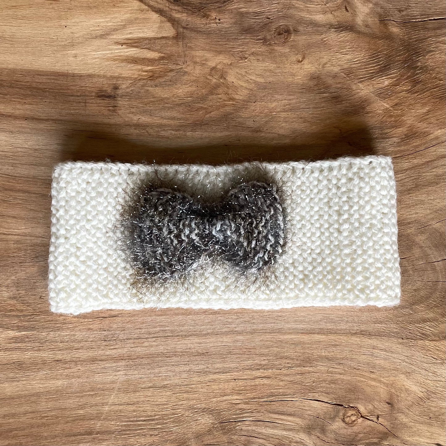 Balta galvas lenta ar spīdīgu banti (VEPA 91) - www.tiptip.lv 