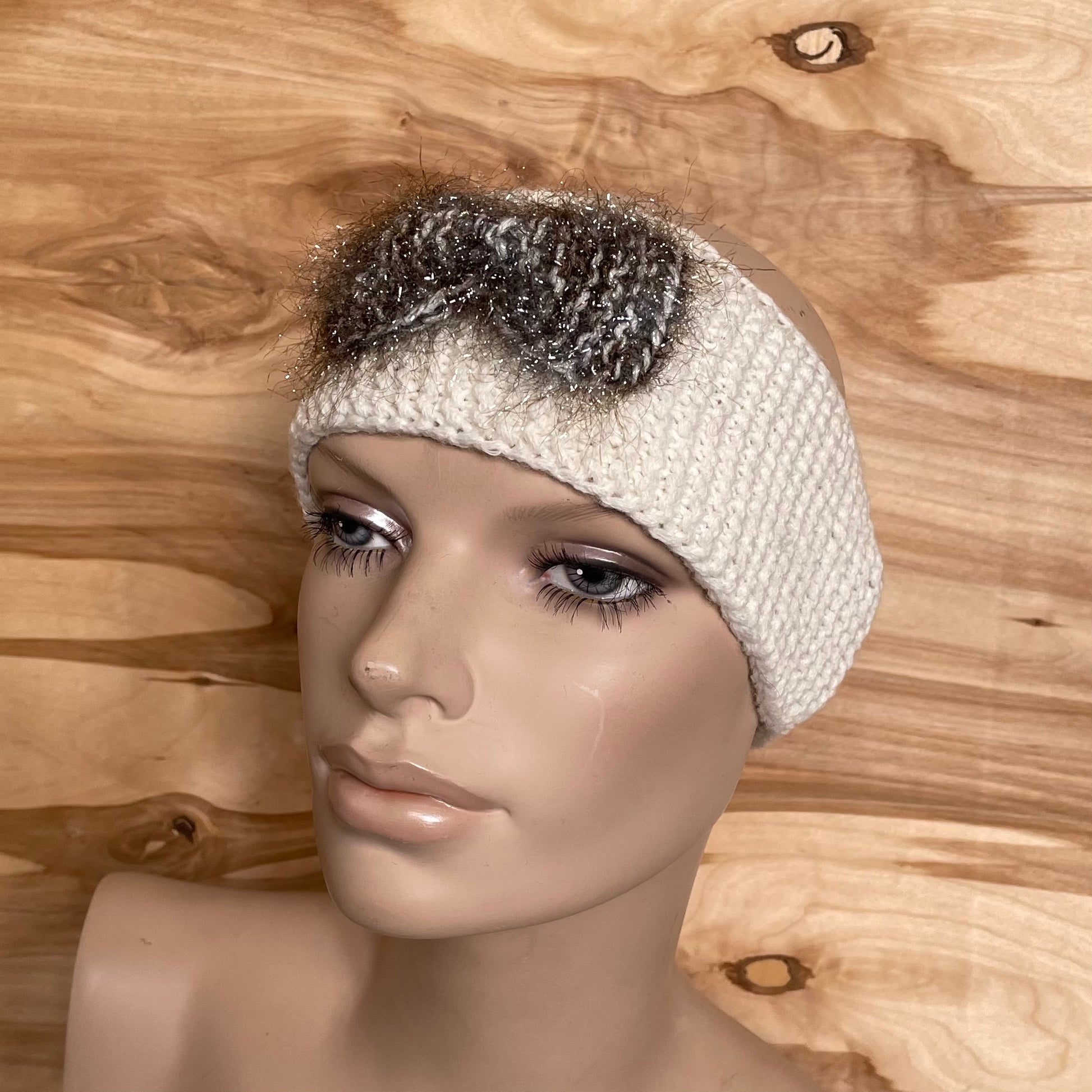 Balta galvas lenta ar spīdīgu banti (VEPA 91) - www.tiptip.lv 