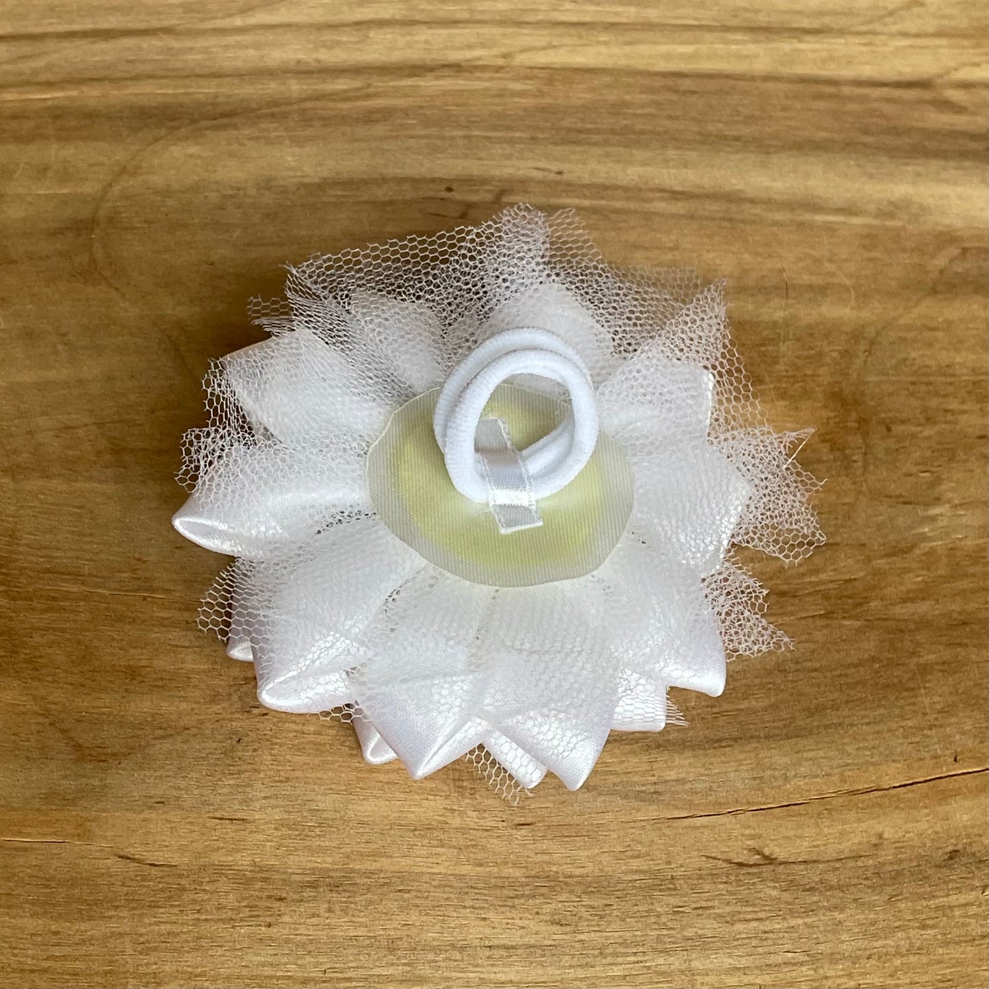 Balta matu gumija zieda formā (IRFI 32) - www.tiptip.lv 