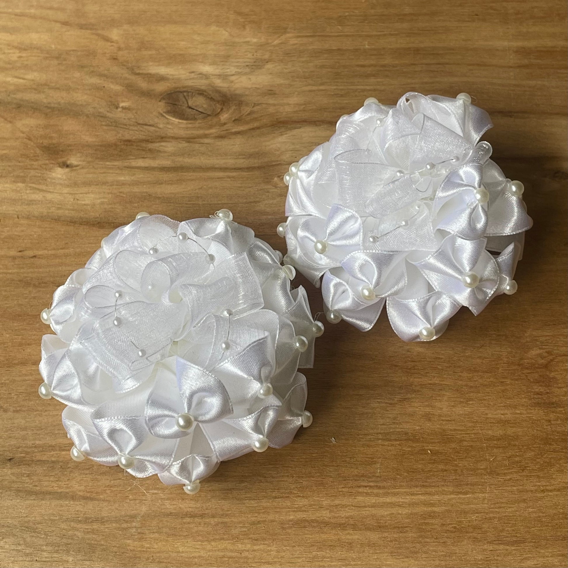 Balta matu rota ar pērlītēm (IRFI 12) - www.tiptip.lv 