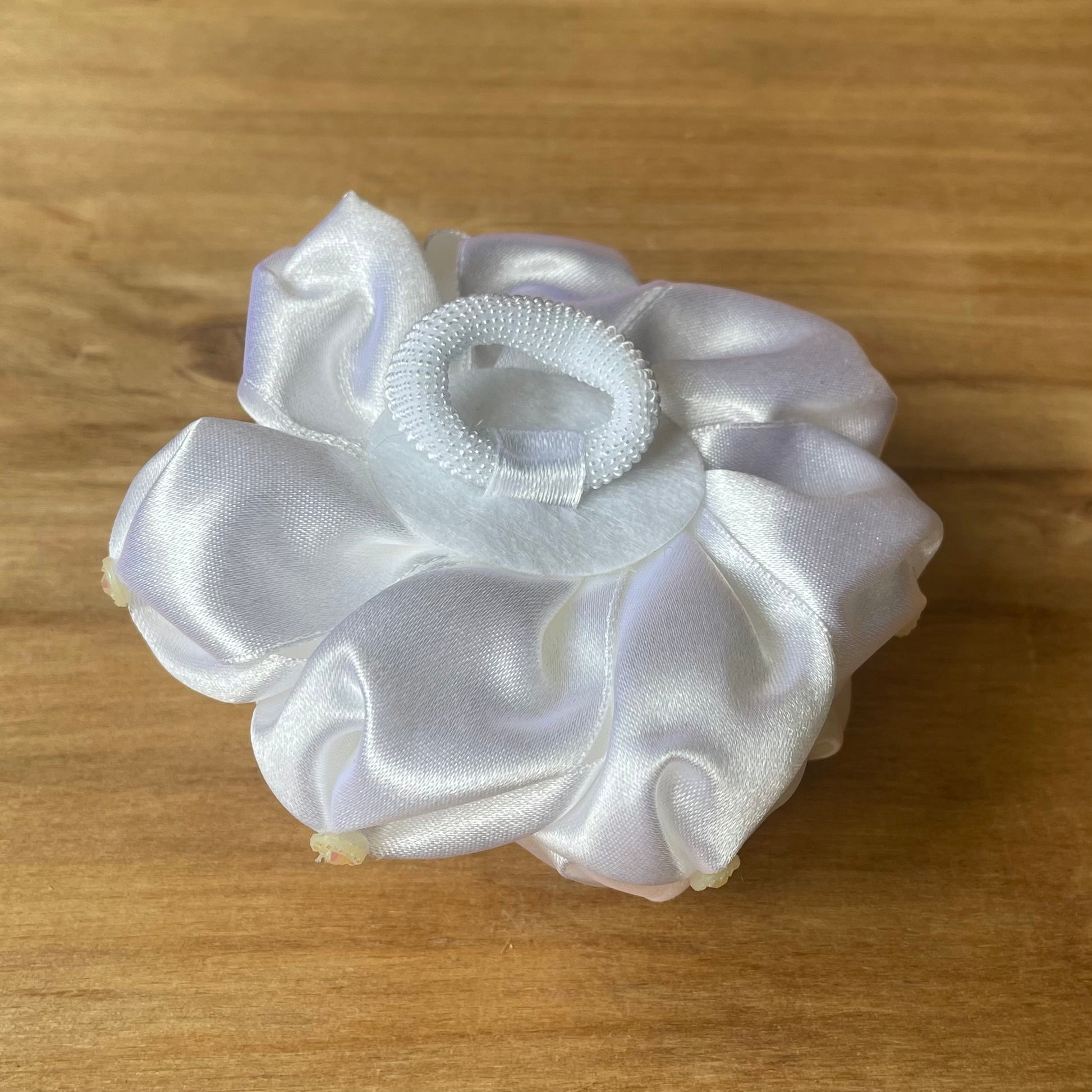 Balta matu rota ar pērlītēm (IRFI 5) - www.tiptip.lv 