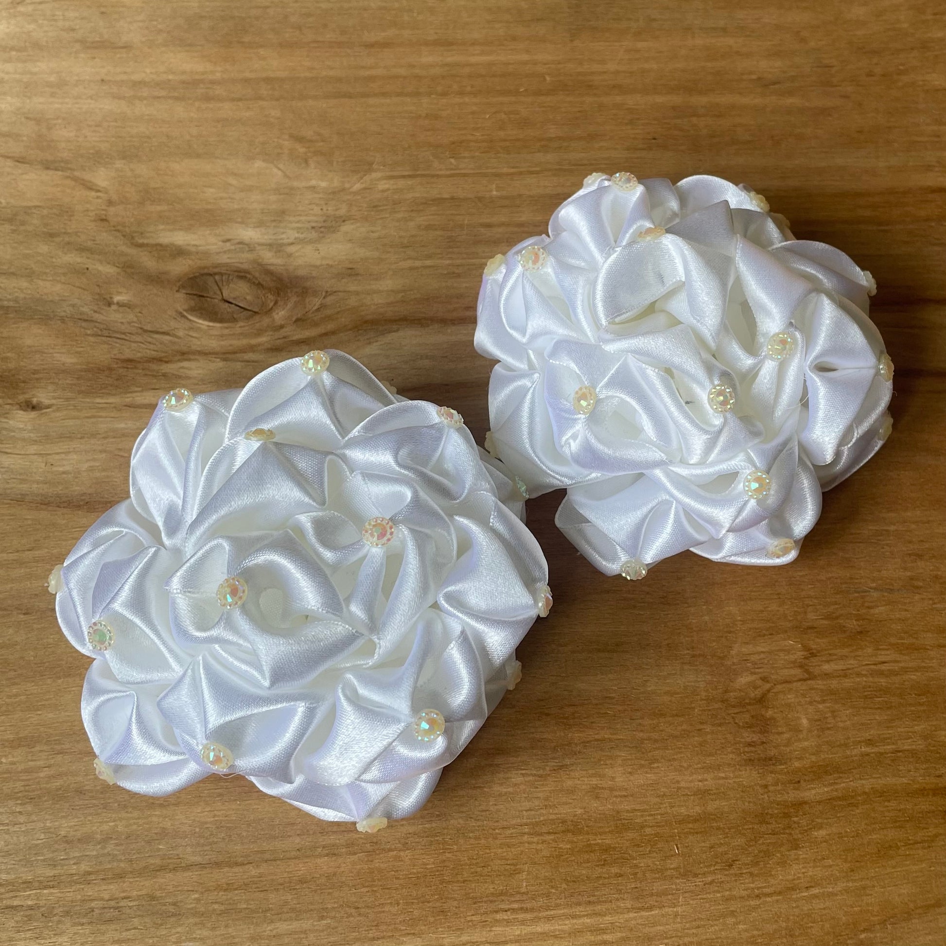 Balta matu rota ar pērlītēm (IRFI 5) - www.tiptip.lv 