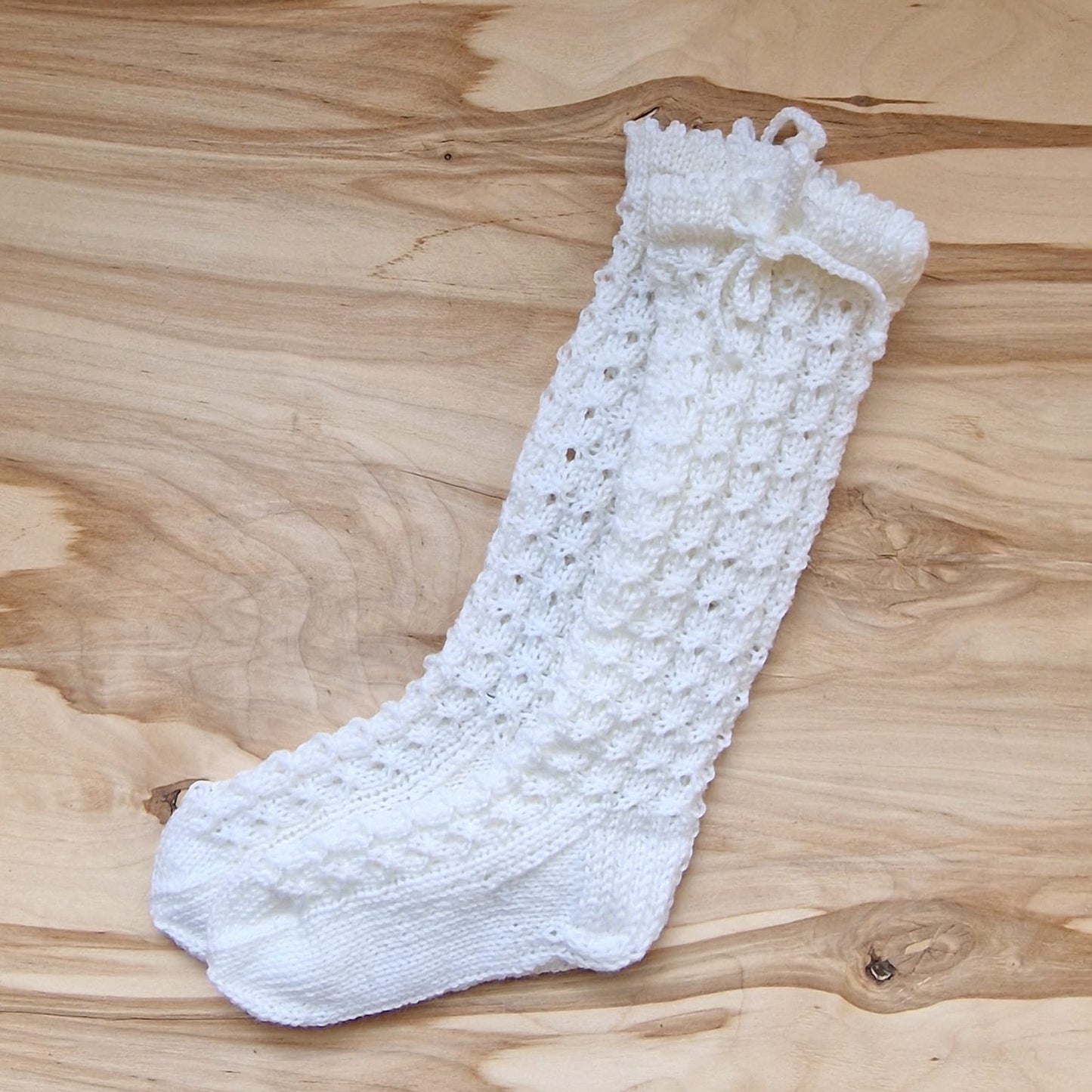 Baltas pusgarās deju zeķes bērniem 25.-27.izm. (INPO 88) - www.tiptip.lv 