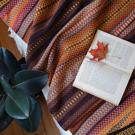 Woven wool blanket / bedspread in autumn colors (DZTO 28)