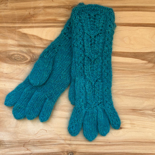 Rokām adīti  pirkstaiņi tirkīzzilā krāsā (DZTO 95)