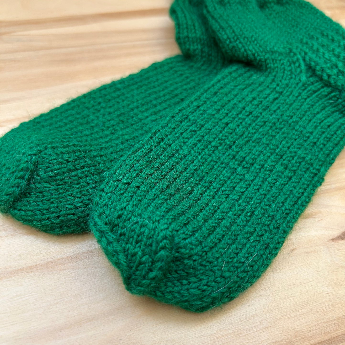 Tumši zaļas adītas siltās zeķītes 25.-27.izm. (SITĒ 49)