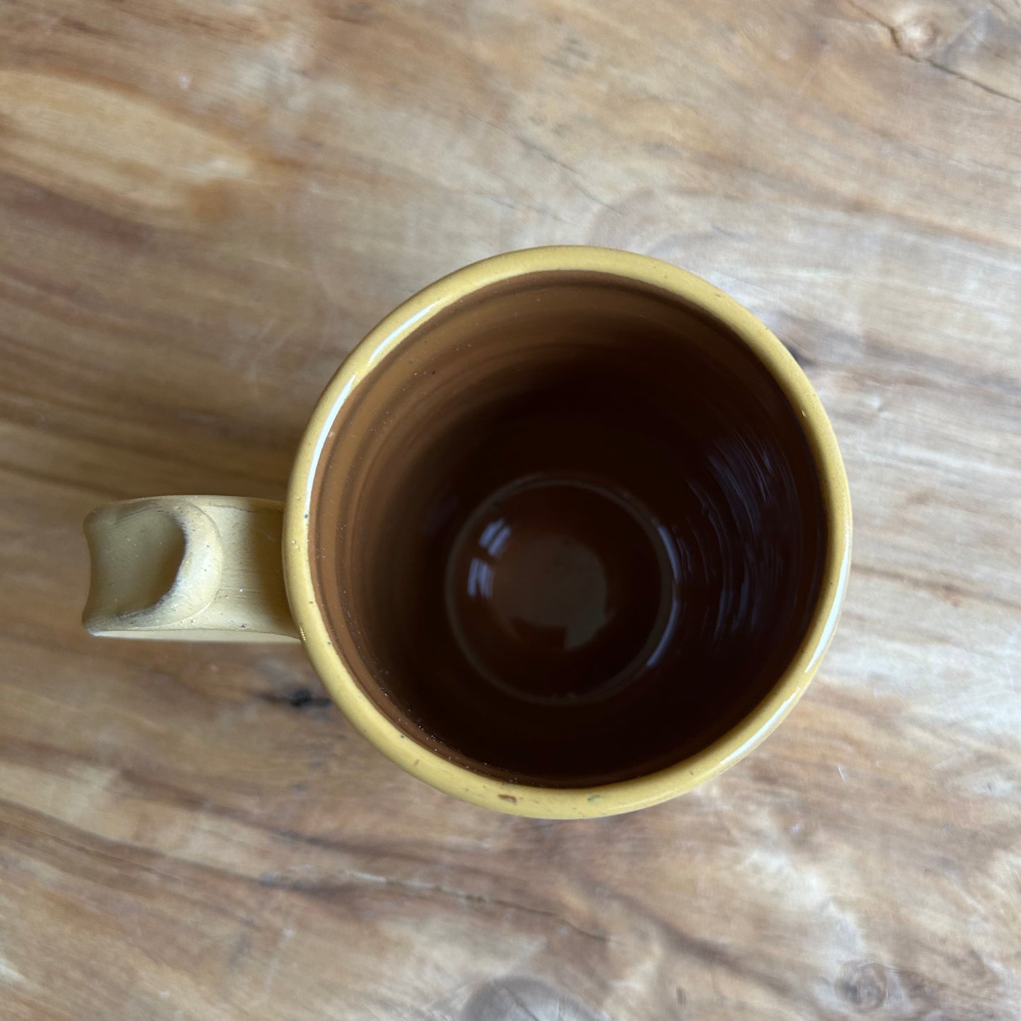 Dzeltena māla krūze  (MASP 144)