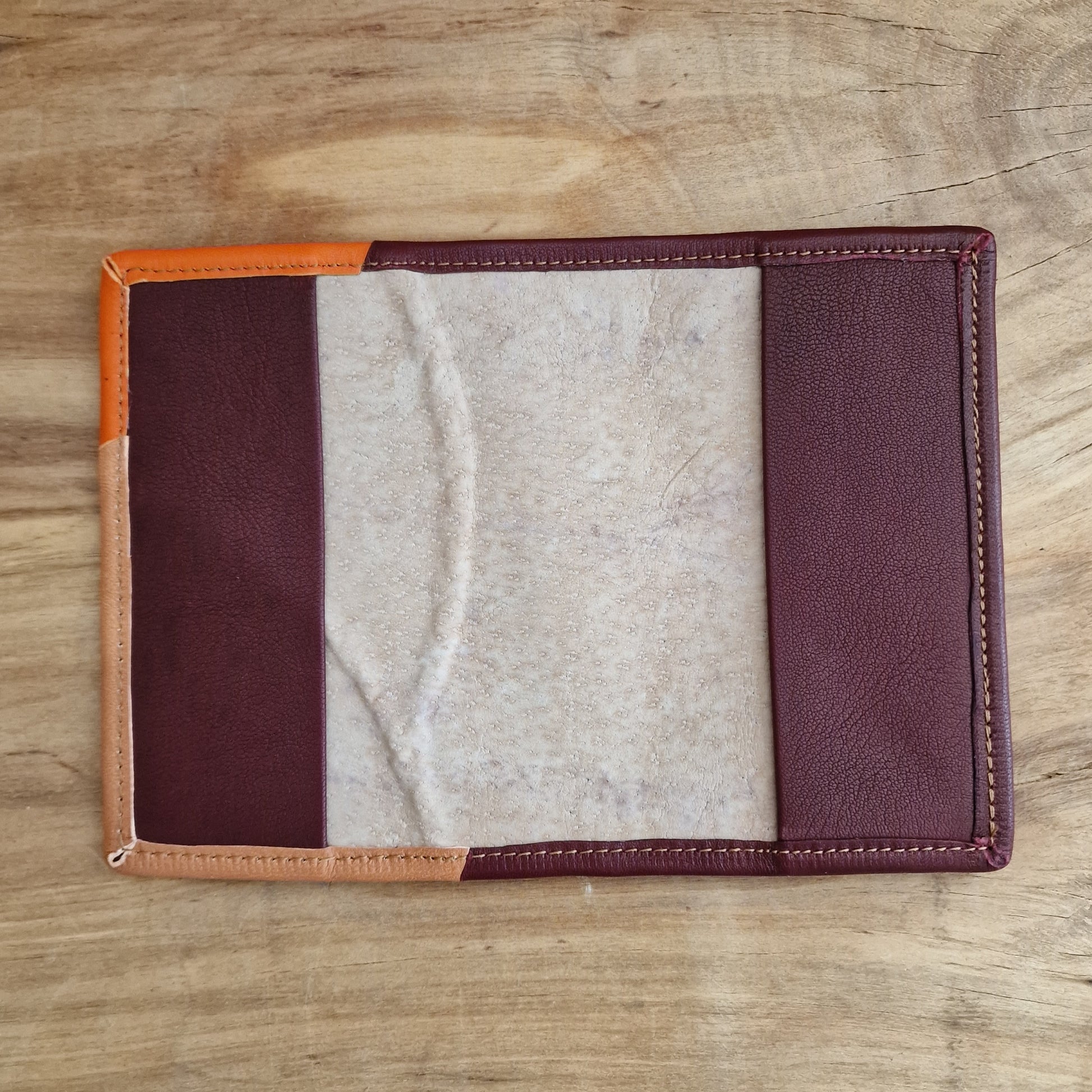 Dabīgās ādas pases vāciņi / bordo / oranži / brūni loki (RARA 230) - www.tiptip.lv 