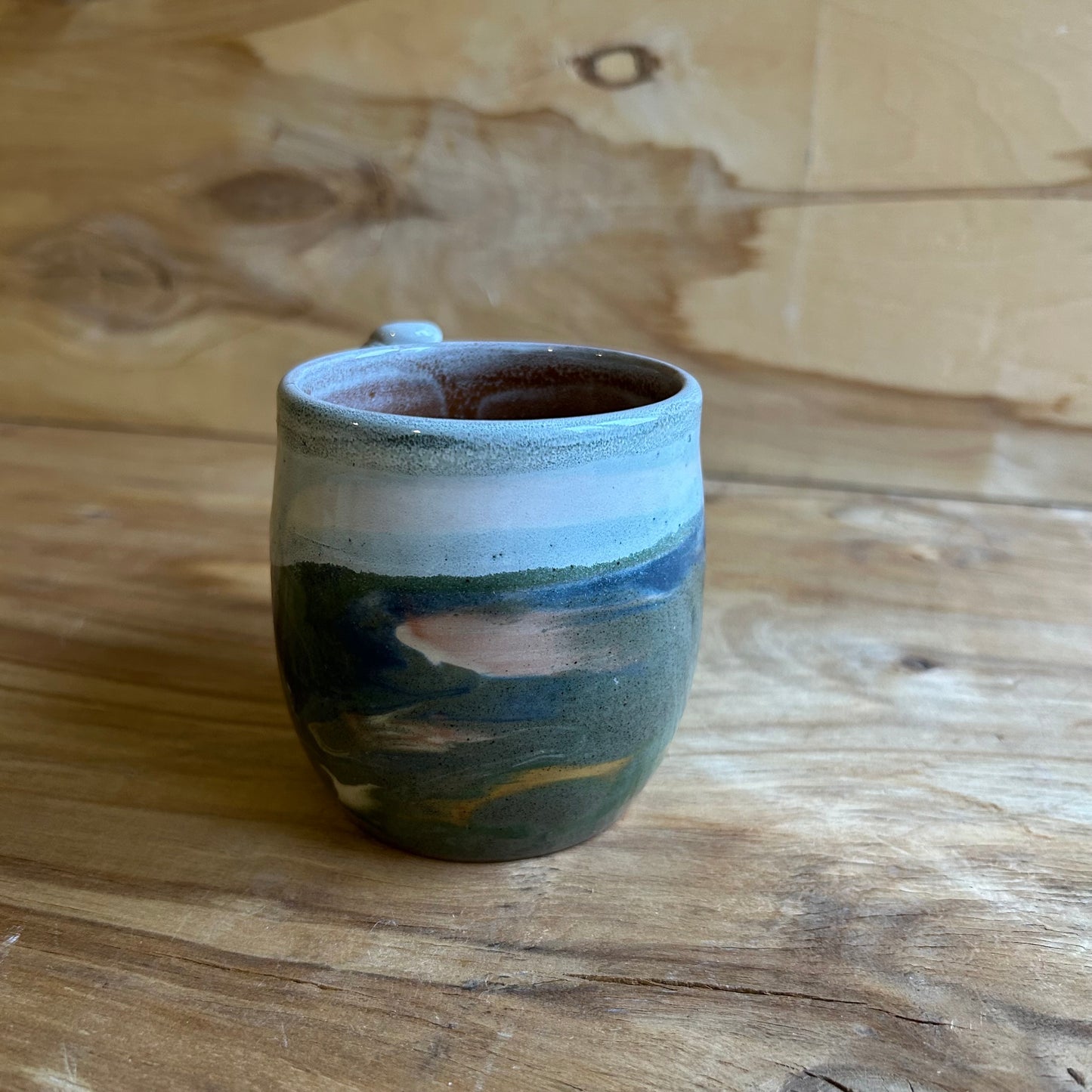 Māla krūze ar glazūras rakstu  (MASP 122)