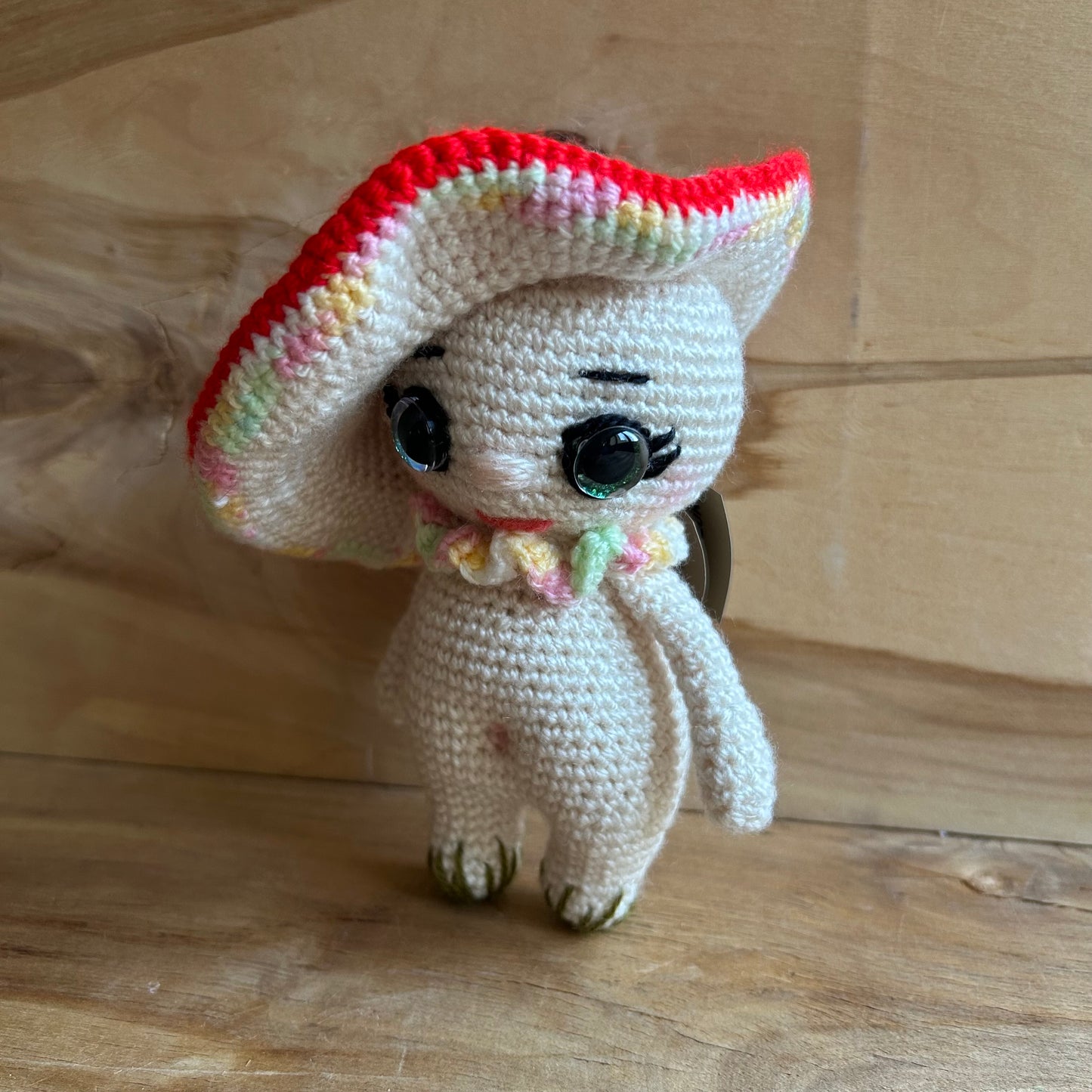 Tamborēta rotaļlieta bērniem/pieaugušajiem Mušmire Mimī (INBA 38)