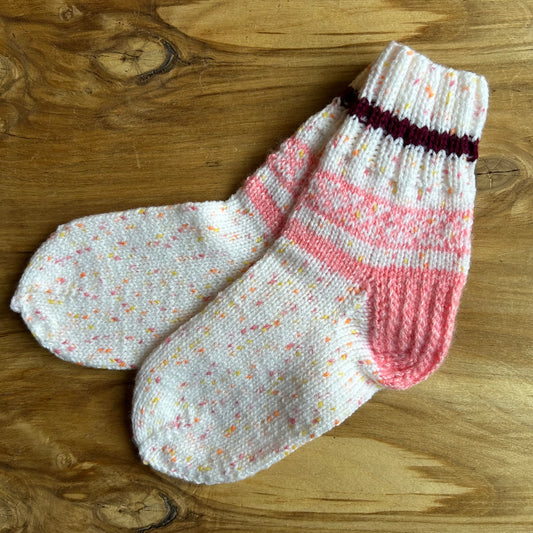 Vilnas zeķes 31.-33.izm. gaiši dzeltenas ar raibumiem (VEZI 64)