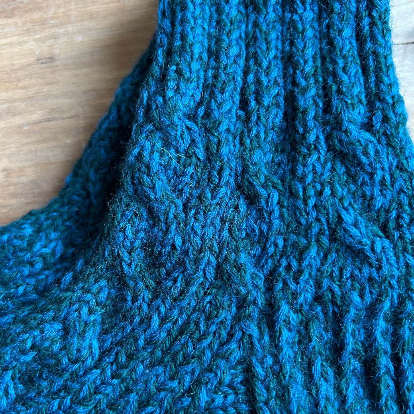 Tumši zilganzaļas siltās zeķes 40,5.-42,5. izm. (LARE 48)