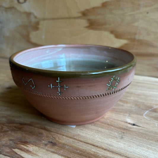 Māla bļodiņa brūna krāsā  (MASP 142)