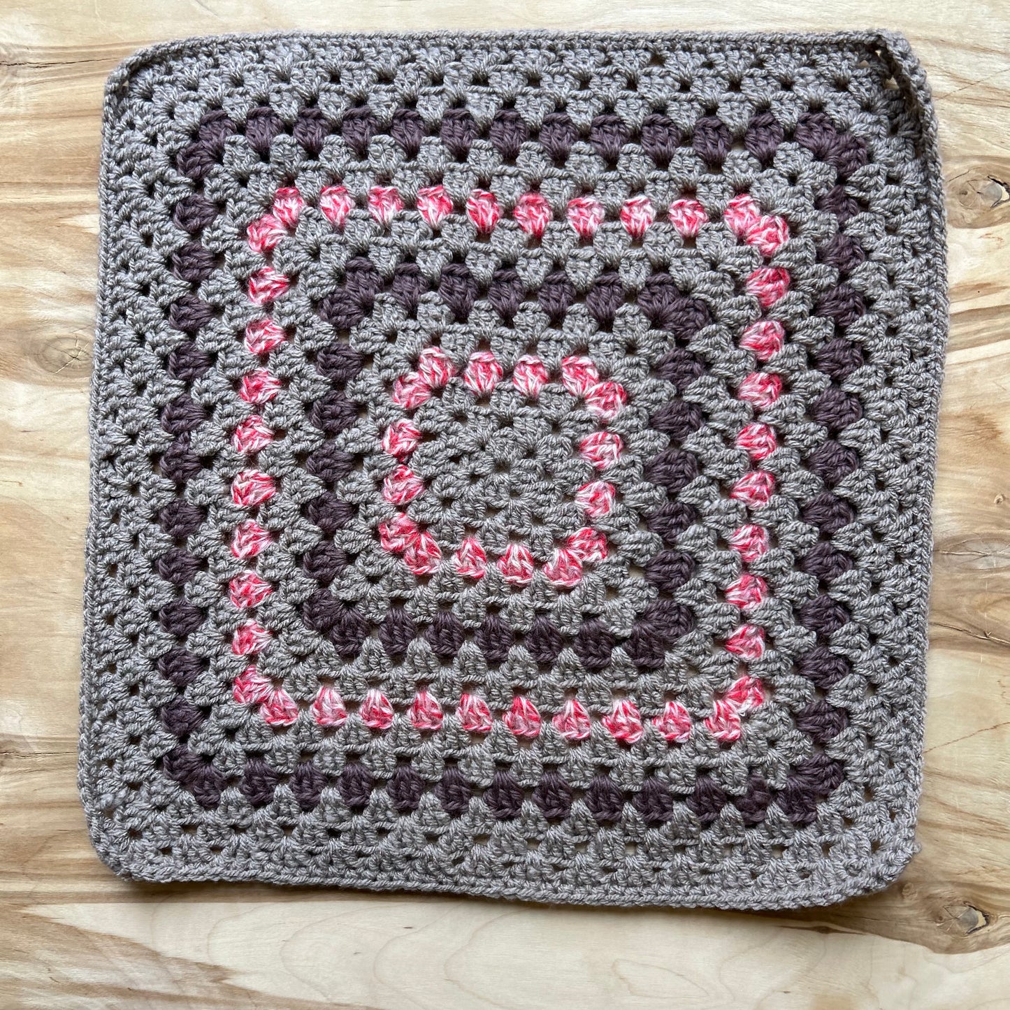 Tamborēts krēsla paliktnis (INPO 97)