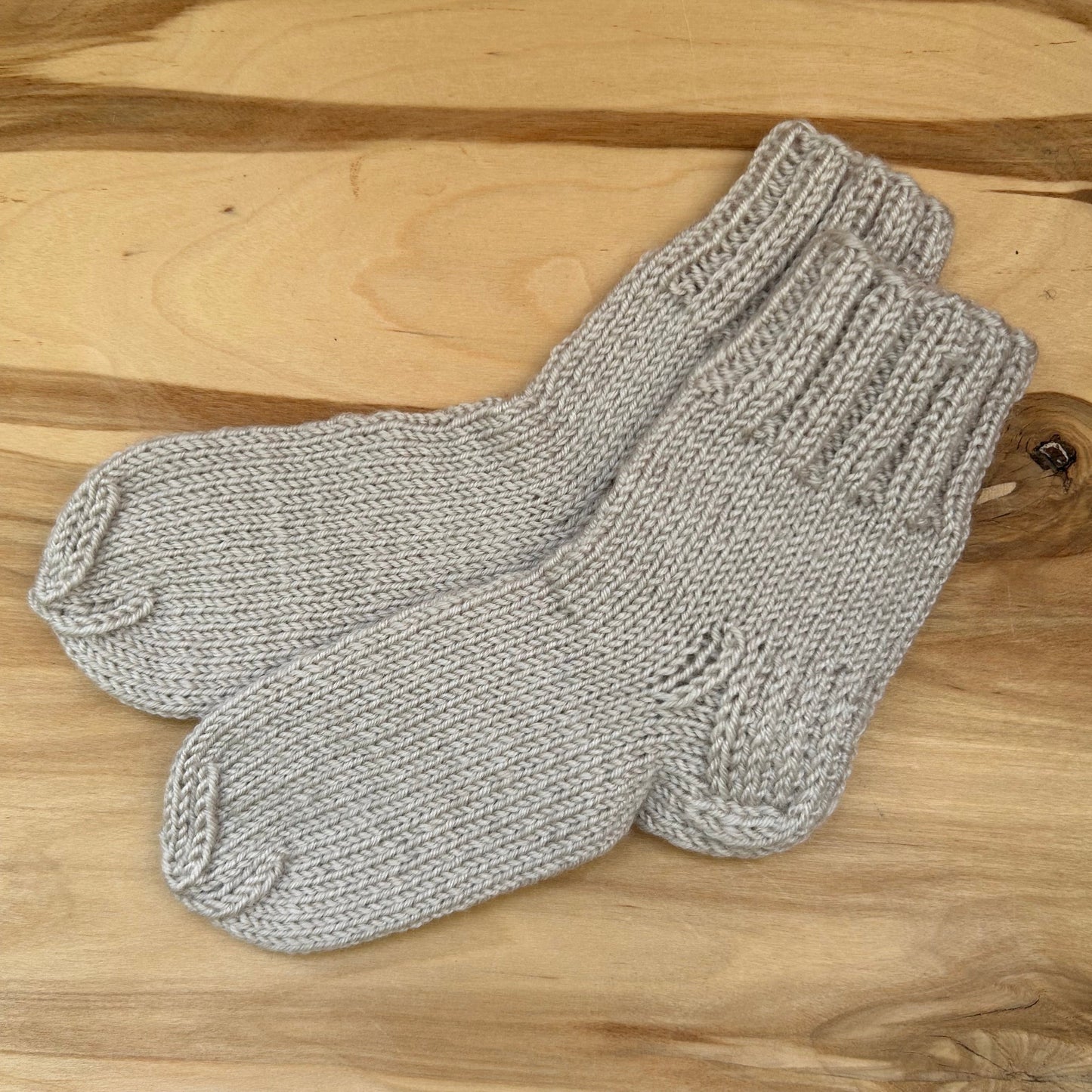 Gaiši brūnas adītas siltās zeķītes 24.-26.izm. (SITĒ 57)