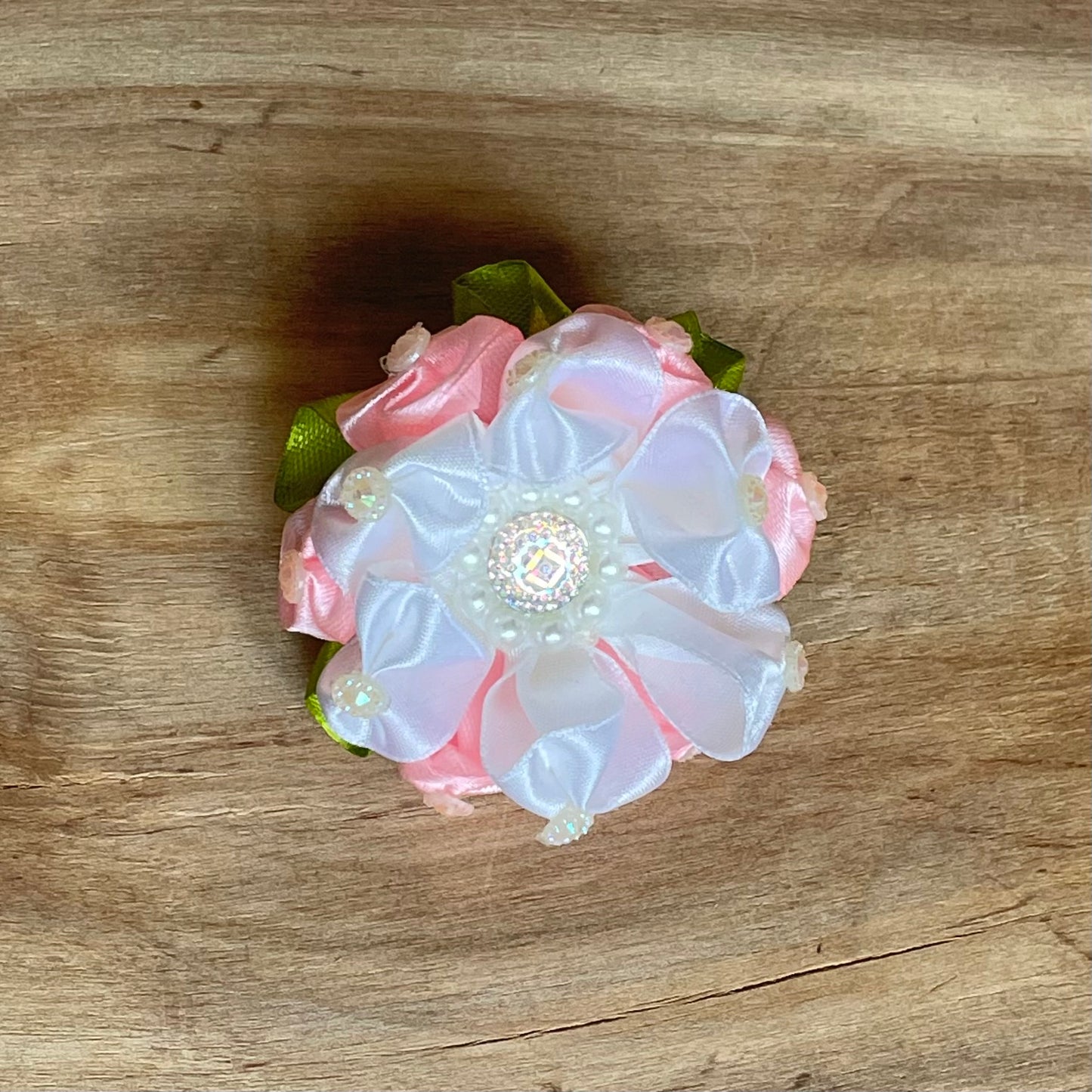 Gaiša matu gumija zieda formā (IRFI 51) - www.tiptip.lv 