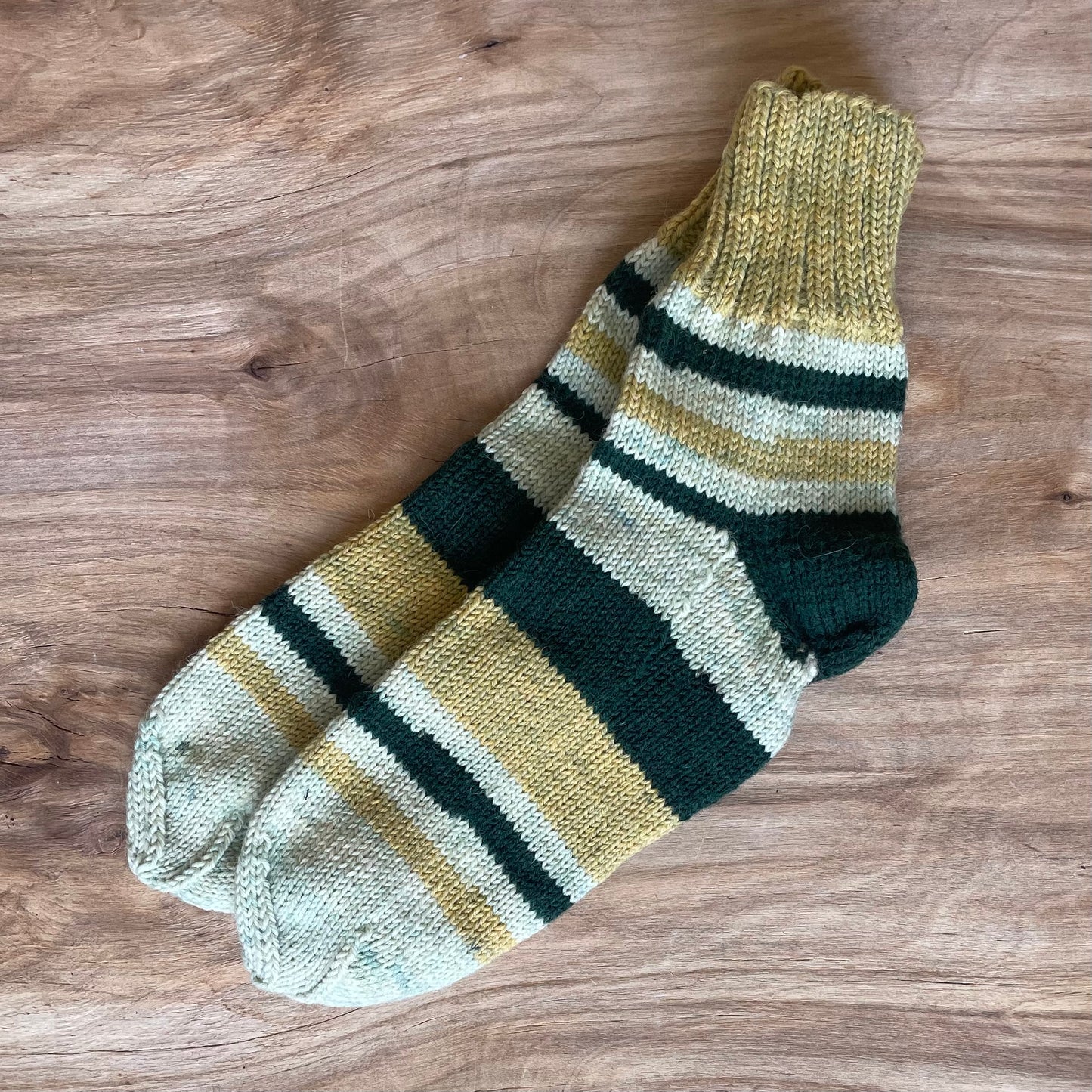 Gaišas siltās zeķes 39.-41. izm. (ZAMI 33) - www.tiptip.lv 