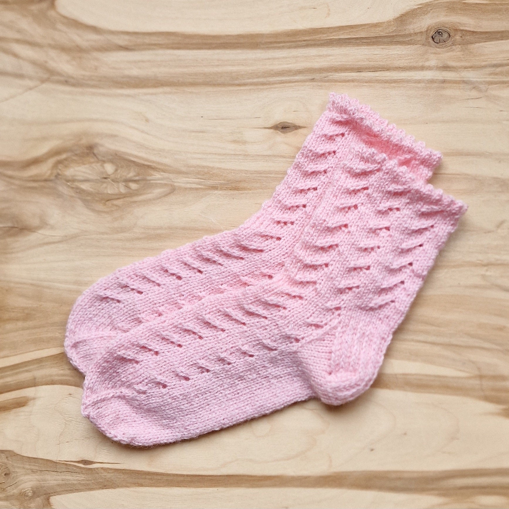 Gaiši rozā vilnas zeķes bērniem 33.-35.izm. (VEZI 15) - www.tiptip.lv 