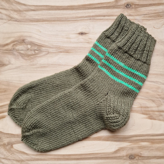 Haki krāsas vilnas zeķes vīriešiem 40.-42.izm. (VEZI 8) - www.tiptip.lv 