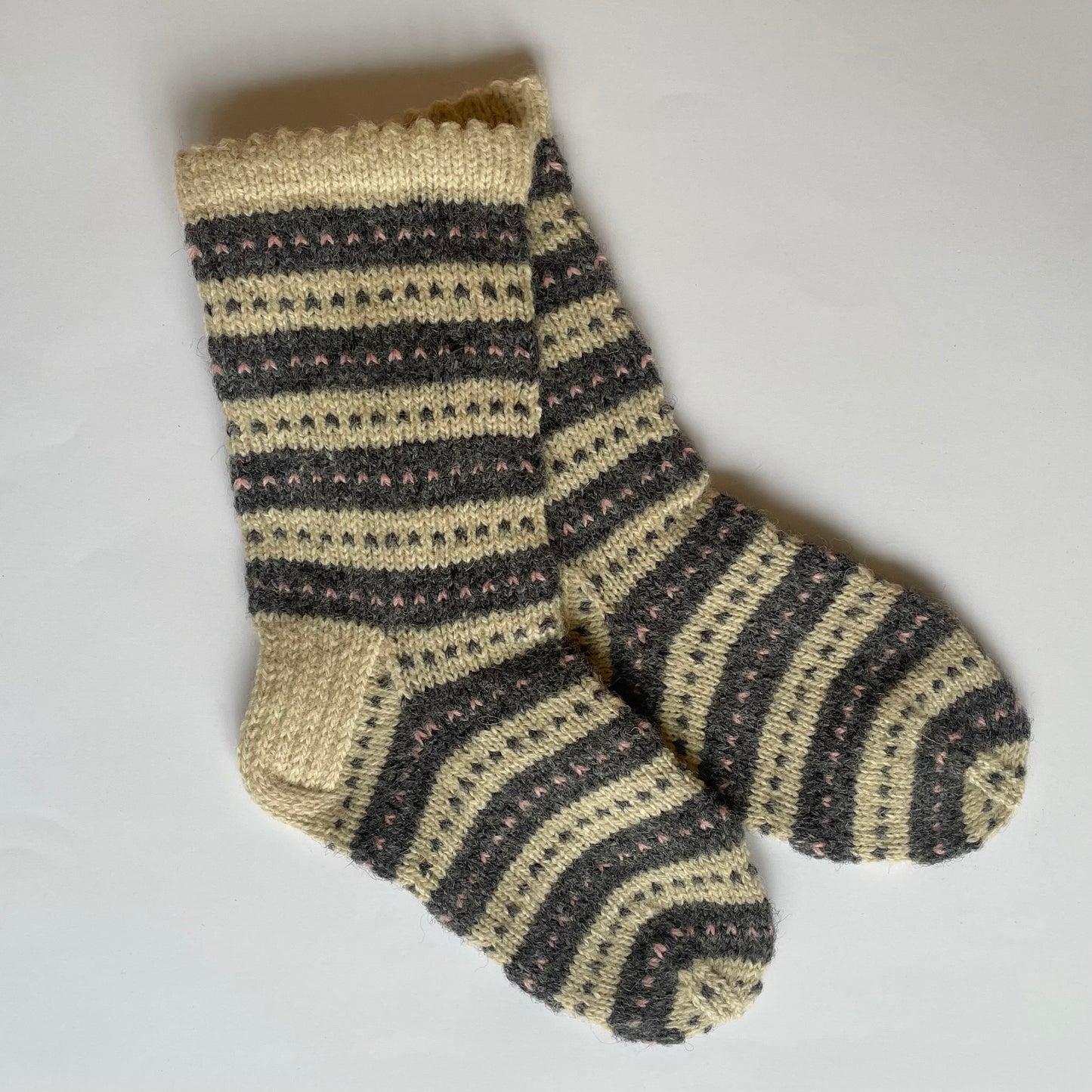 Warm socks size 40-42. brown with stripes of different colors (MALI 13)