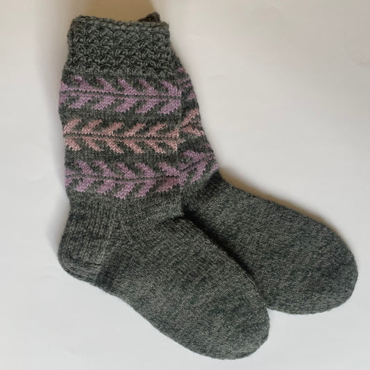 Warm socks size 40-42. brown with stripes of different colors (MALI 13)