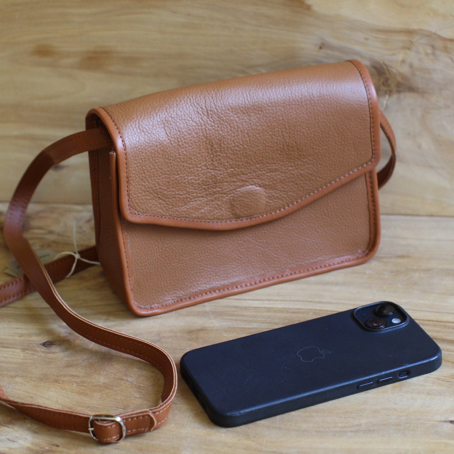 Brūna ādas soma (RARA 237)