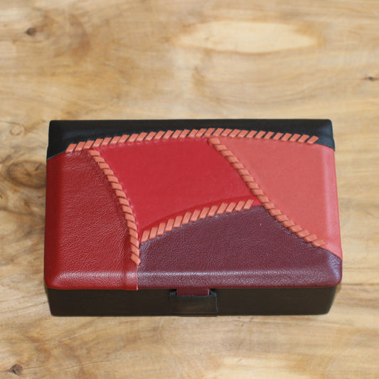 Dabīgās ādas kārba (RARA 236)