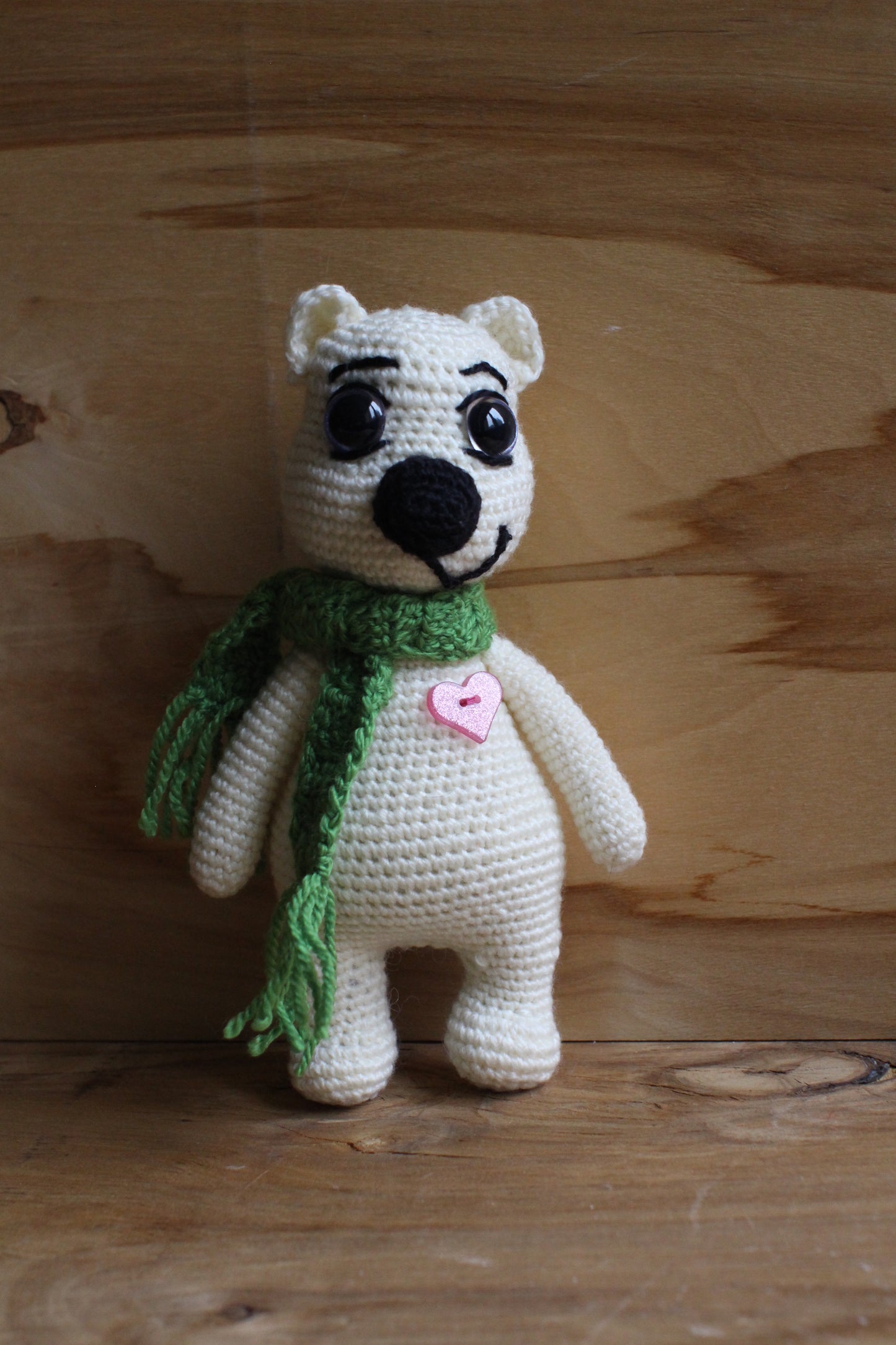 Tamborēta rotaļlieta bērniem/pieaugušajiem Laimes lācis (INBA 12)