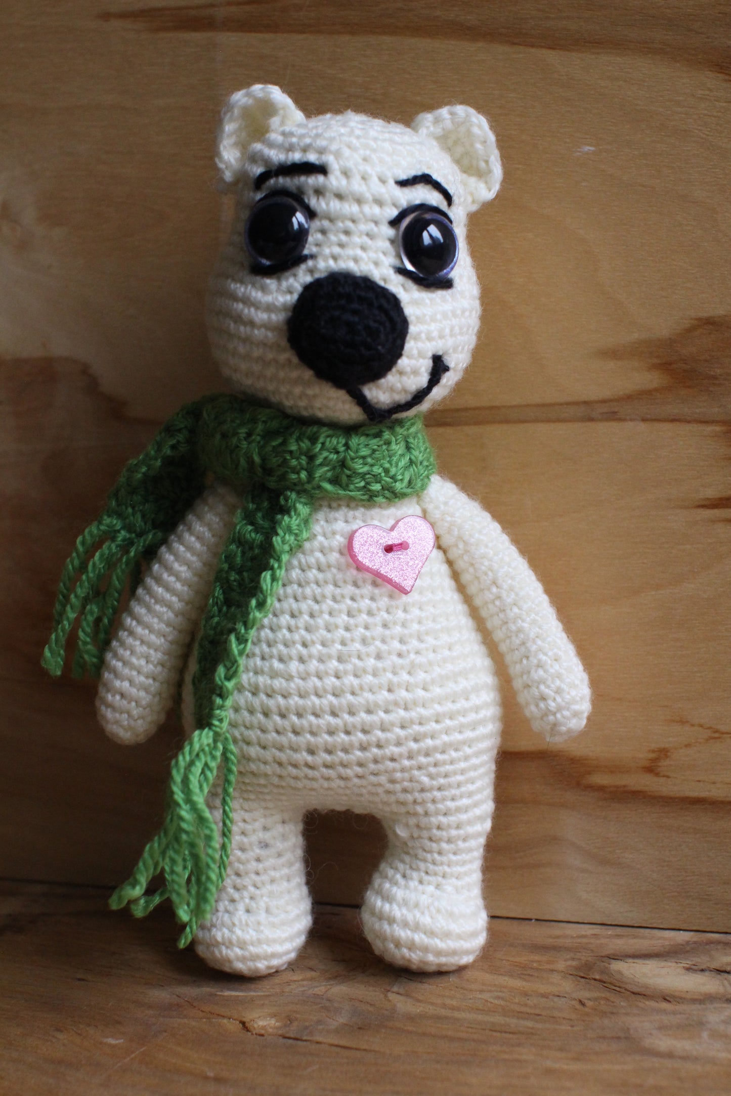 Tamborēta rotaļlieta bērniem/pieaugušajiem Laimes lācis (INBA 12)