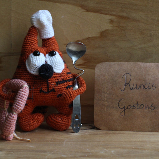 Tamborēta rotaļlieta bērniem/pieaugušajiem  Runcis Gastons  (INBA 15)