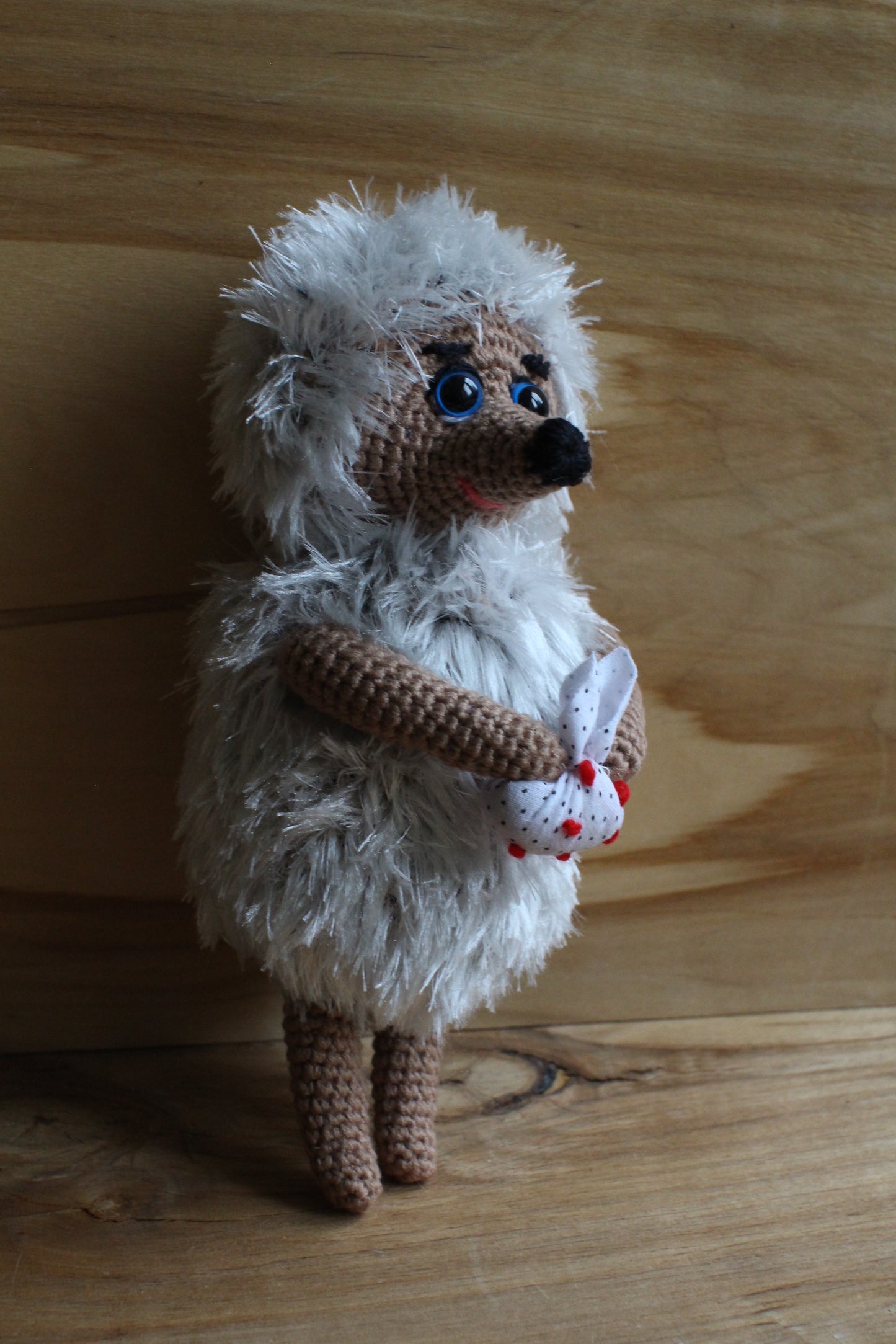 Tamborēta rotaļlieta bērniem/pieaugušajiem Ezītis miglā  (INBA 14)