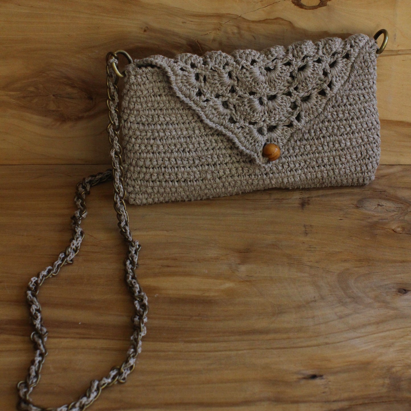 Tamborēta lina somiņa (INBA 11)