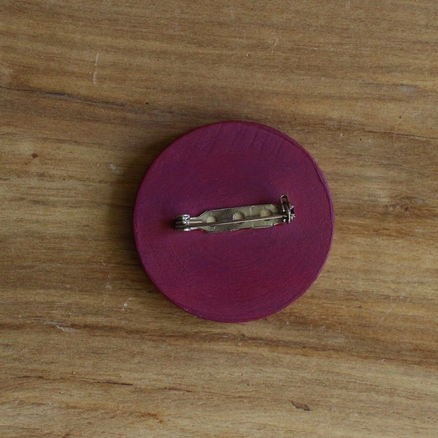 Broša ar atraitnītes ziedu (INBA 31)